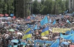 Новость на Newsland: В Симферополе начался митинг крымских татар
