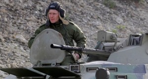 Российские войска расположены в трех часах езды от Киева – Парубий